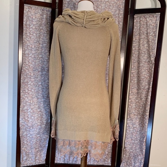 Ryu tan knit sweater dress. - Picture 5 of 8